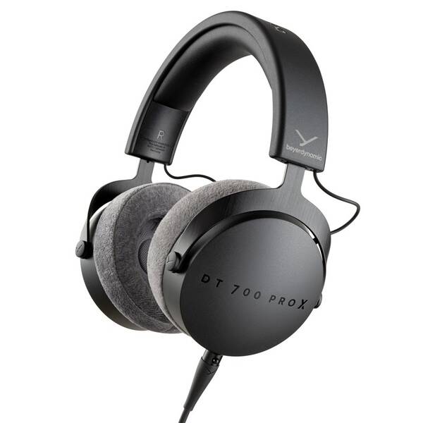 Sluchátka Beyerdynamic DT 700 PRO X černá barva
