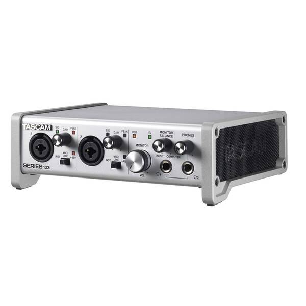 Zvuková karta Tascam Series 102i stříbrná barva
