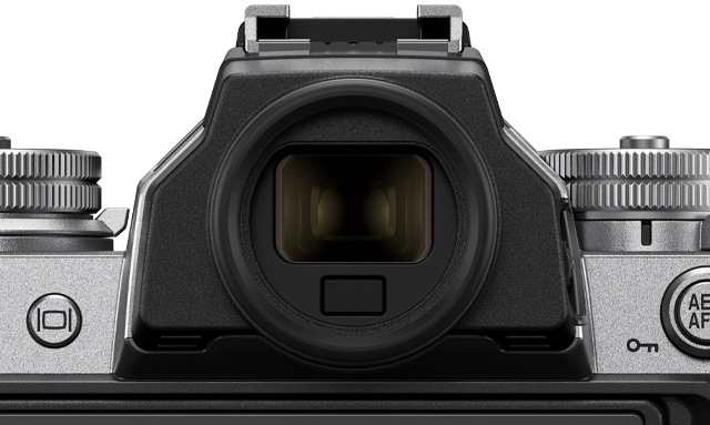 Nikon Z fc + NIKKOR Z DX 16-50 mm f/3.5-6.3 VR, černá/stříbrná
