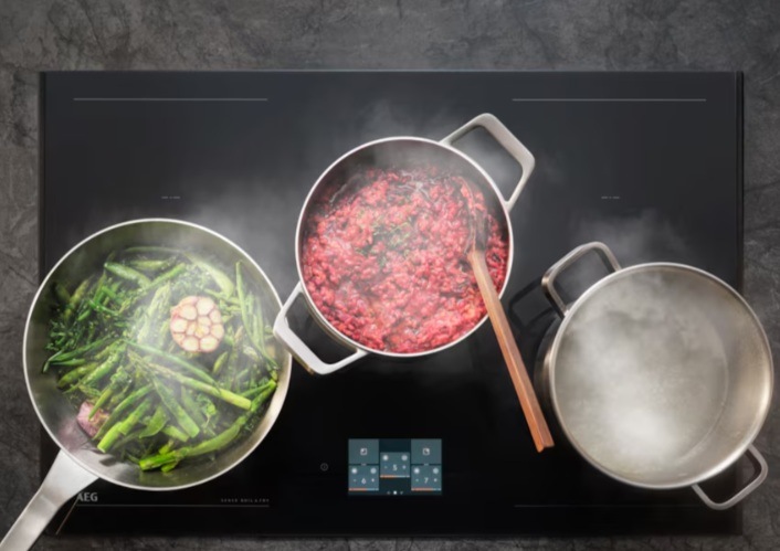 Komínový odsavač par AEG GB67D61HL Hob2Hood výkon