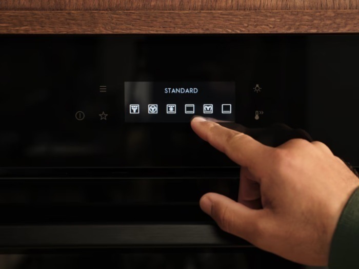 Electrolux LOEF8F38X funkce asistovaného vaření