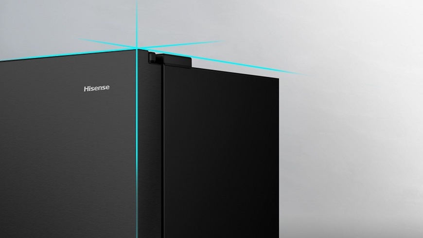 Americká chladnička Hisense RS818N4TFE, černá, skryté panty