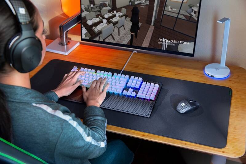 Razer Barracuda X – Roblox Edition