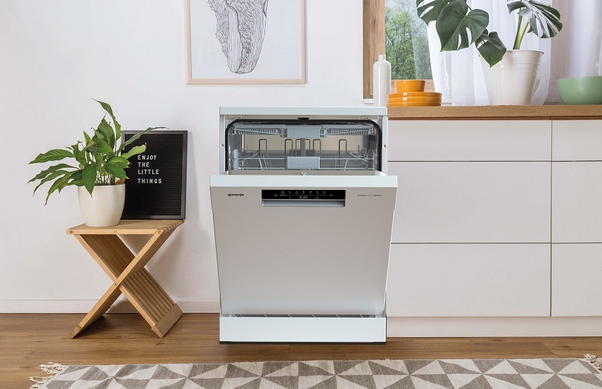 Myčka Gorenje GS643C90W, bílá