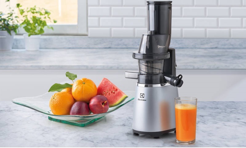 Odšťavňovač Electrolux ESJ4000
