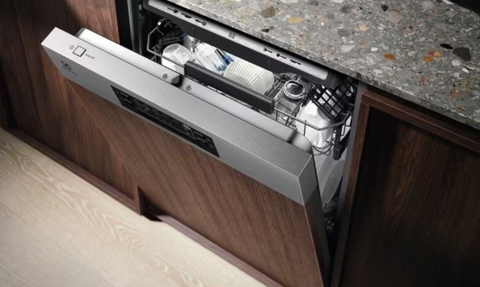 Myčka Electrolux EEM48200IX