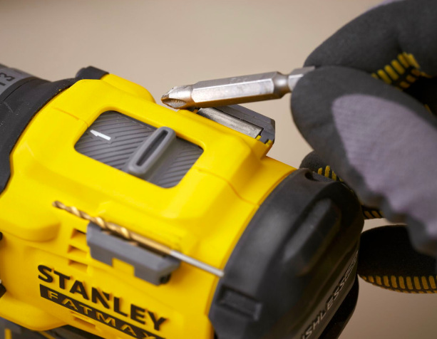 Vrtací šroubovák Stanley FatMax SFMCD726D2K-QW (s baterií)