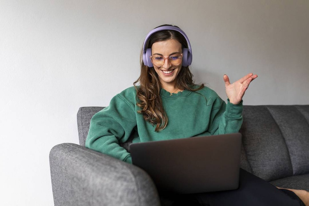 Sluchátka JBL Tune 770NC - bílá
