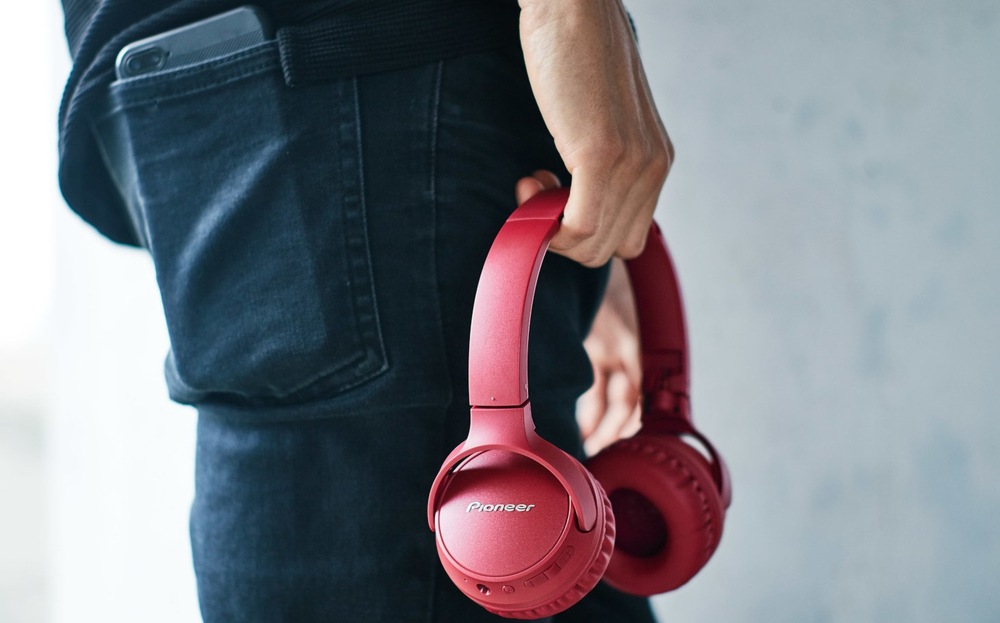 Pioneer SE-S6BN