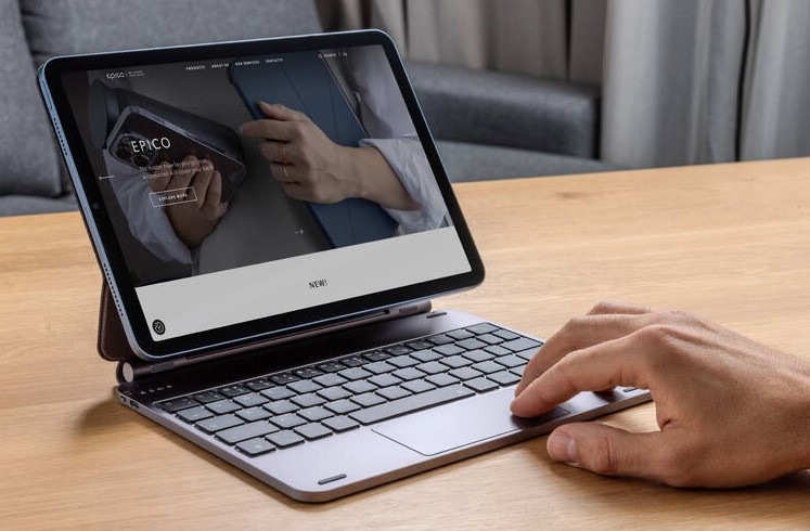Pouzdro na tablet s klávesnicí Epico Aluminium Keyboard pro Apple iPad Pro 12,9" (2018/2020/2021/2022) - čeština - černé
