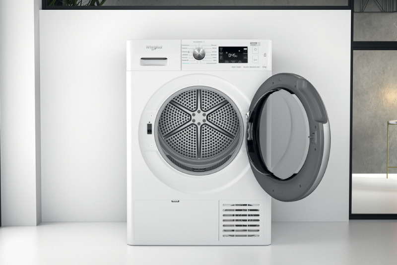 Sušička prádla Whirlpool FFT M22 9X2B EE, bílá