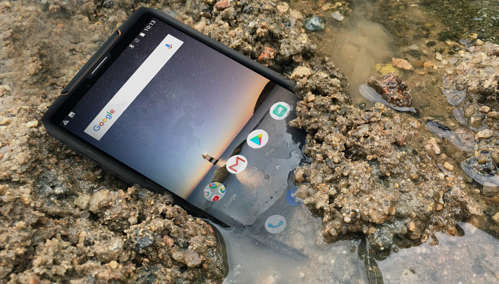 Chytrý mobilní telefon CUBOT King Kong 3, černá