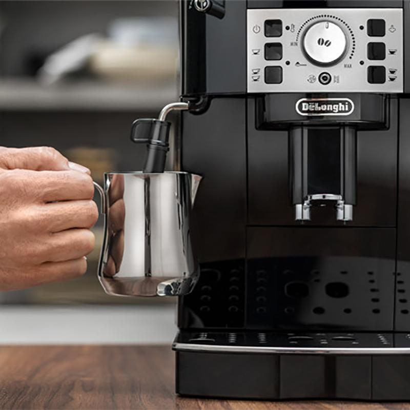 Espresso De'Longhi ECAM 22.112 B Magnifica S