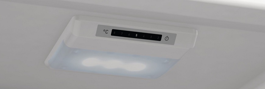 Chladnička Mora VCMDC3244, vestavná, elektronické ovádání