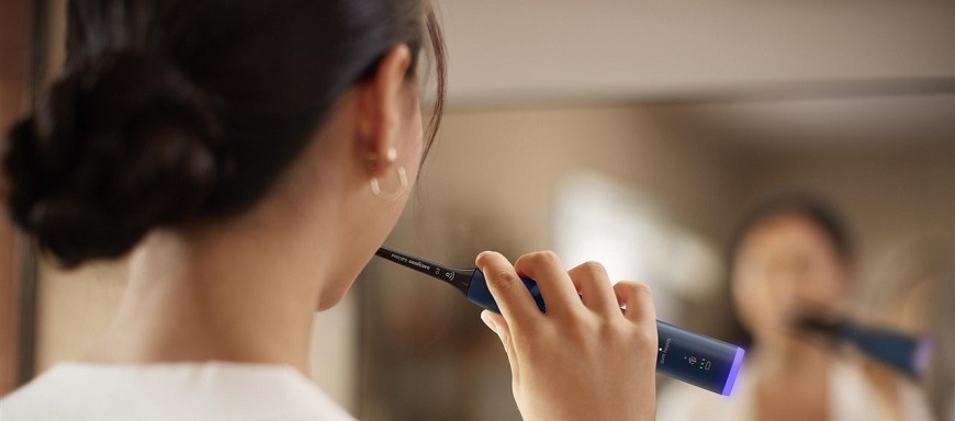 Zubní kartáček Philips HX7423/01 Sonicare 7100