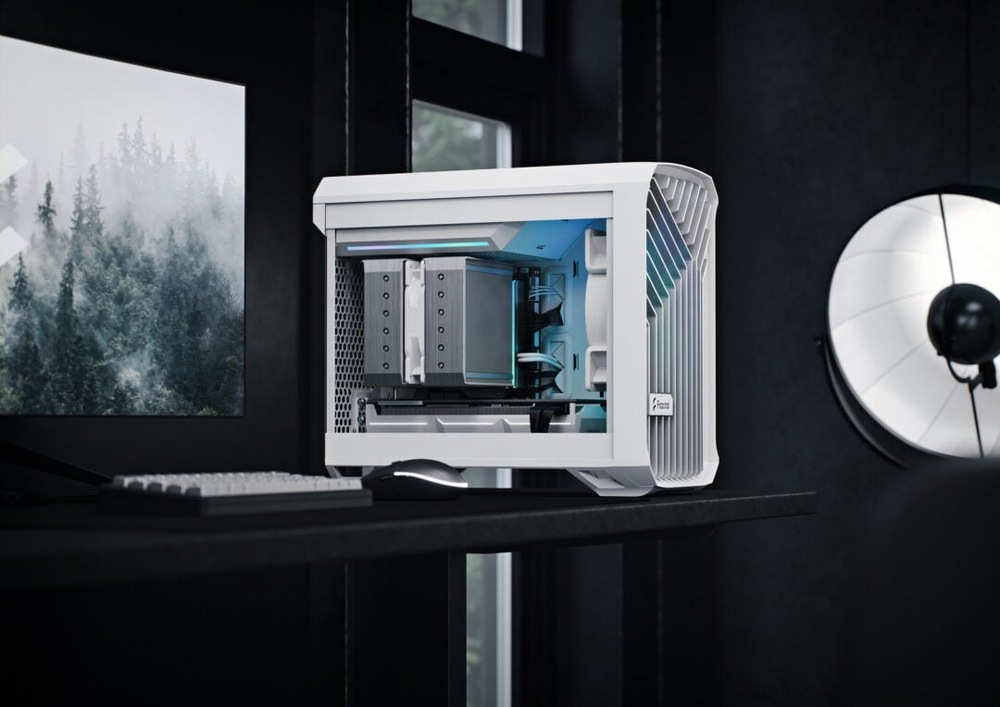 Fractal Design Torrent Nano Tempered Glass Clear Tint