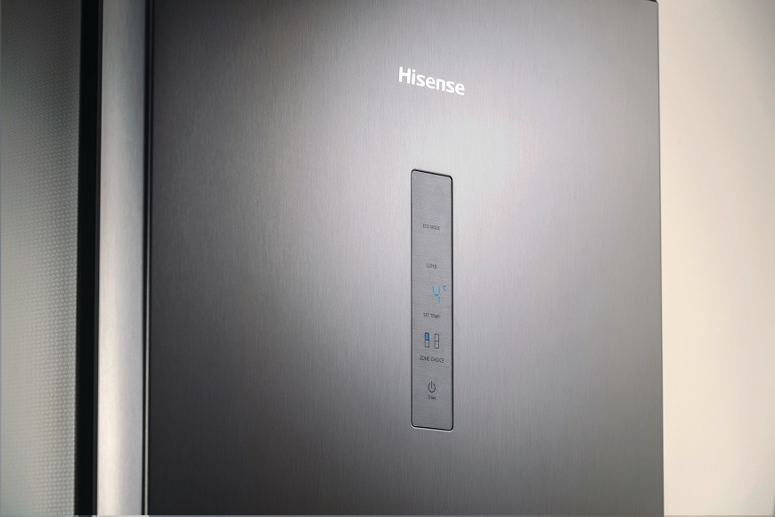 Kombinovaná chladnička Hisense RB395N4BFE, černá, LED displej