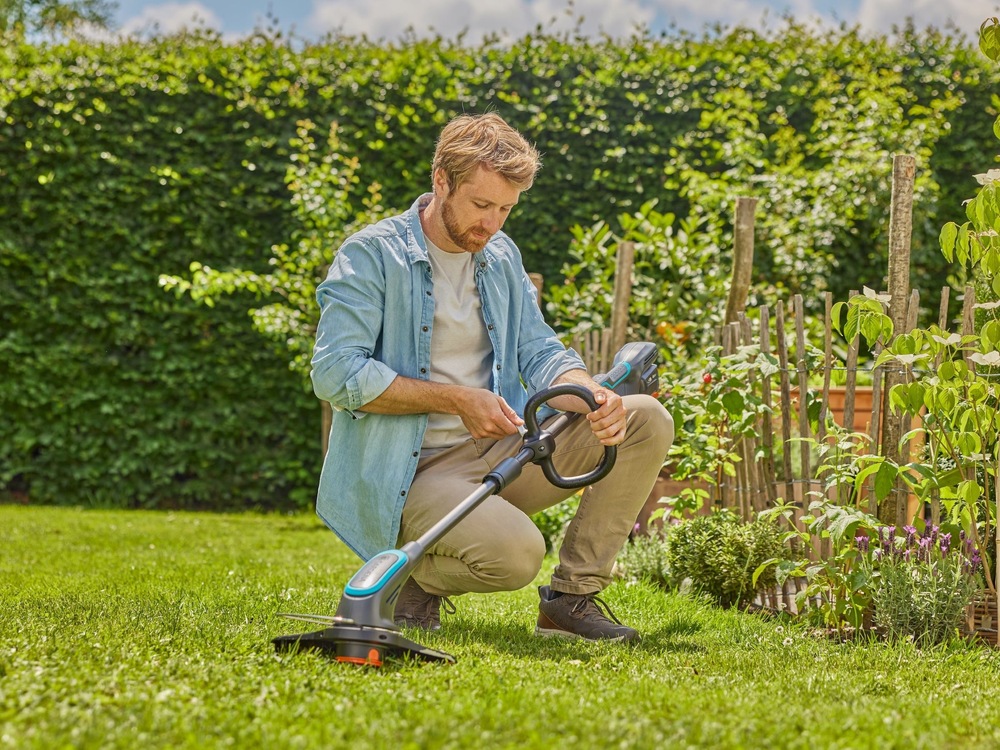 Vyžínač Gardena PowerTrim 30/18V P4A (bez baterie)