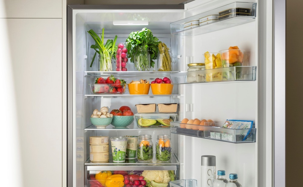 Vestavná chladnička s mrazničkou Gorenje NRKI418EP1_zvukový alarm