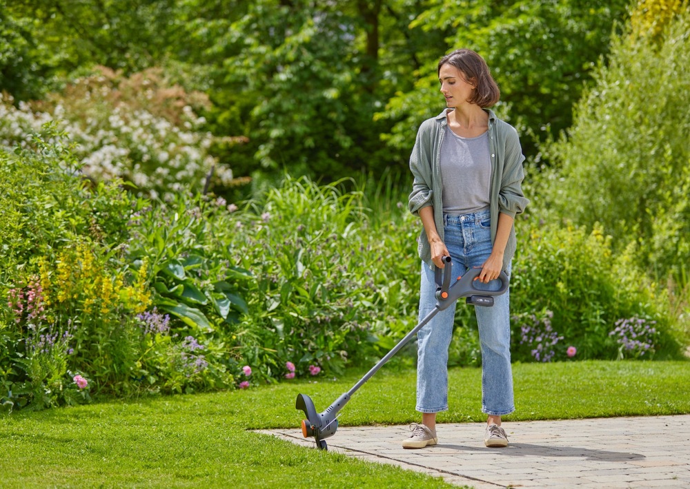 Vyžínač Gardena EasyTrim 25/18V P4A (bez baterie)