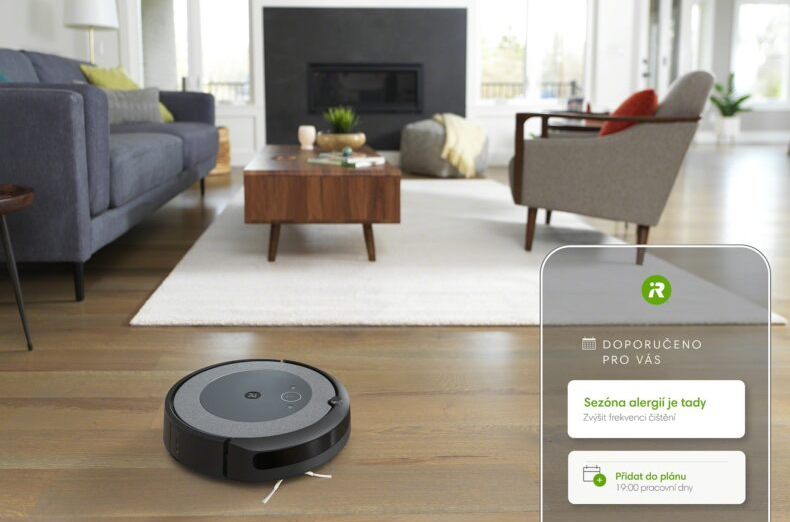 iRobot Roomba j7, černá