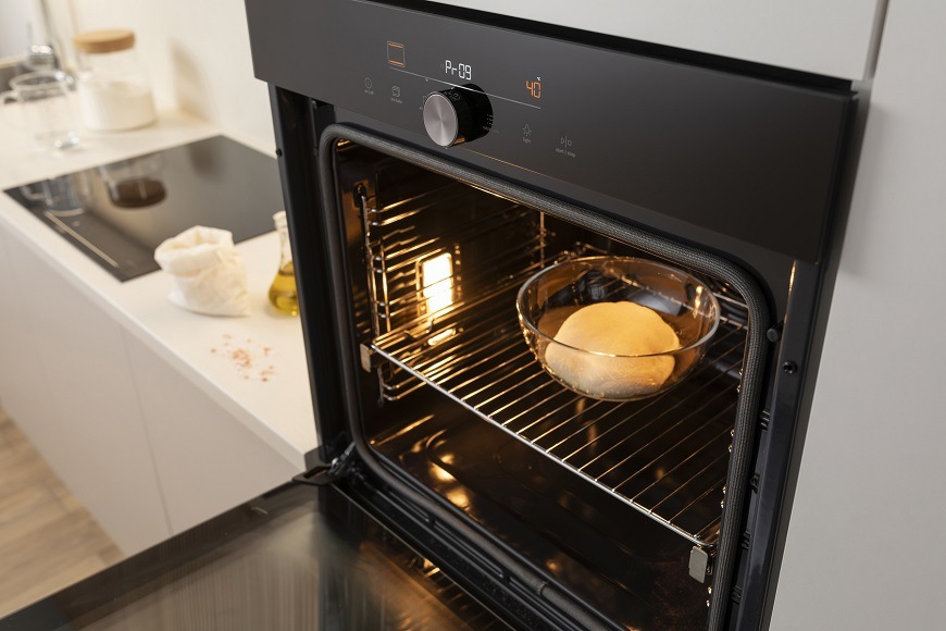 Vestavná trouba Gorenje GO66EPIZZA350C, černá, 