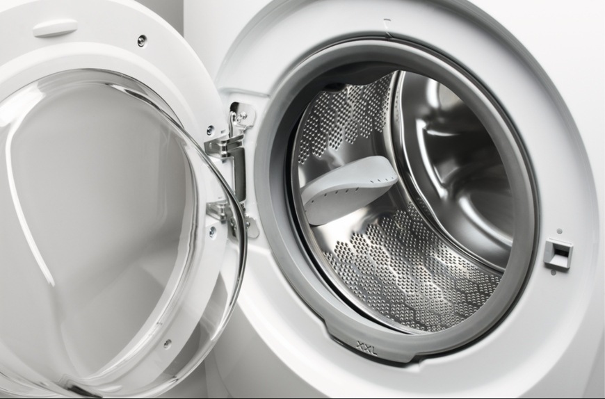 AEG ProSense™ 6000 L6FNK49WC, bílá