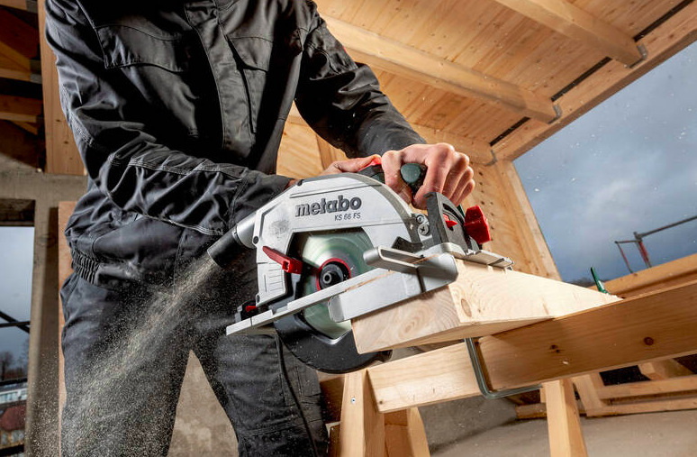 Okružní pila Metabo KS 66 FS