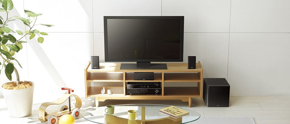Yamaha HTR-2071