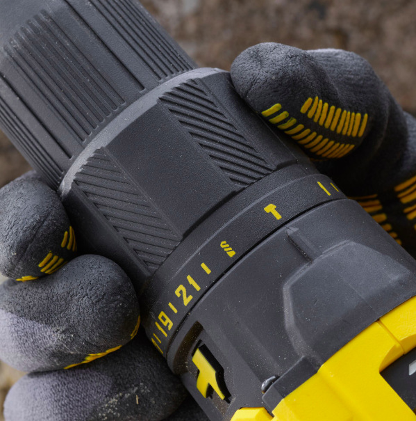 Vrtací šroubovák Stanley FatMax SFMCD711D2K-QW (s baterií)