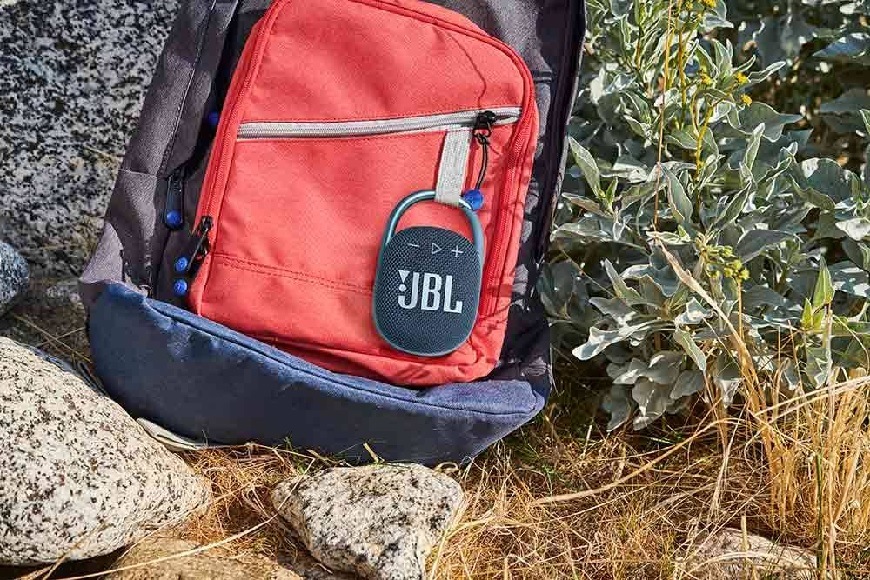 prenosny_reproduktor_jbl