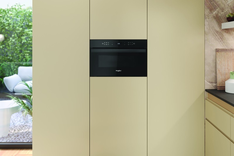 MMikrovlnná trouba Whirlpool AMW 6440 FB, vestavná, spojení mikrovlnky a grilu