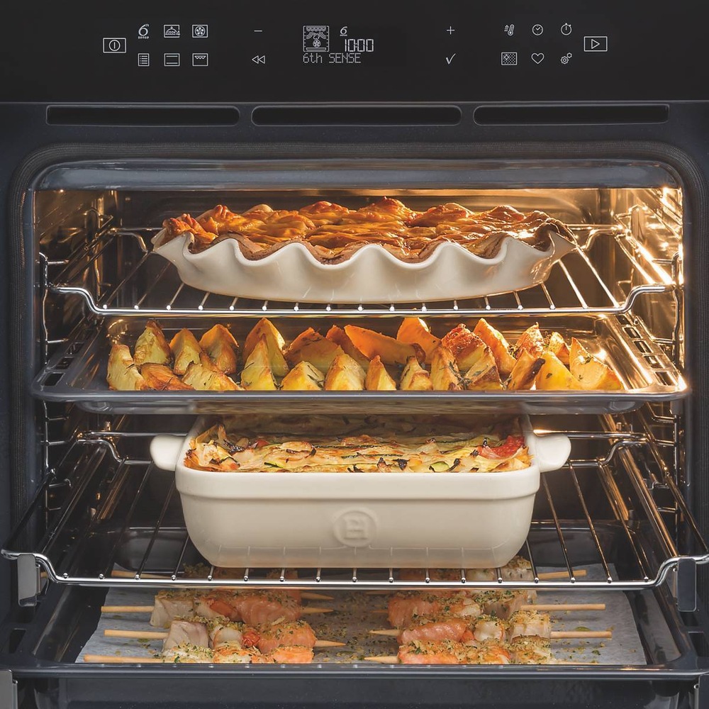 Trouba vestavná Whirlpool W7 OS4 4S2 H BL, černá, cOOK4