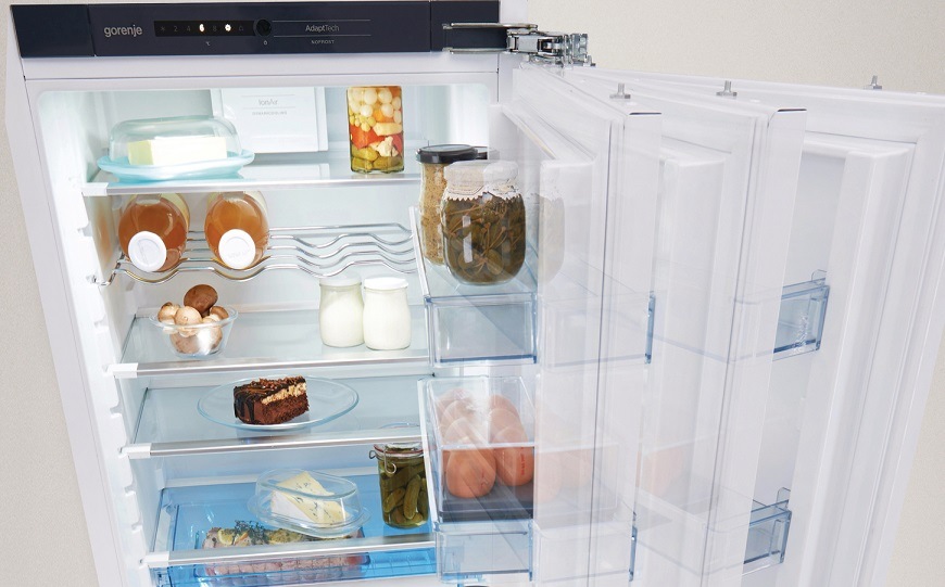 Vestavná chladnička Gorenje NRKI418EA0, technologie AdaptTech