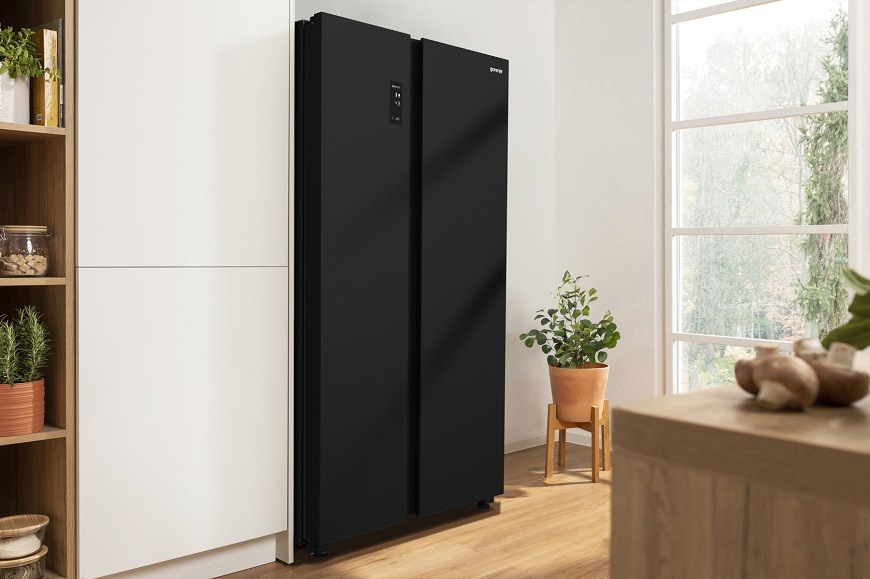 Americká lednice Gorenje NRR9185DABXL, černá/nerezová, technologie NoFrost Plus