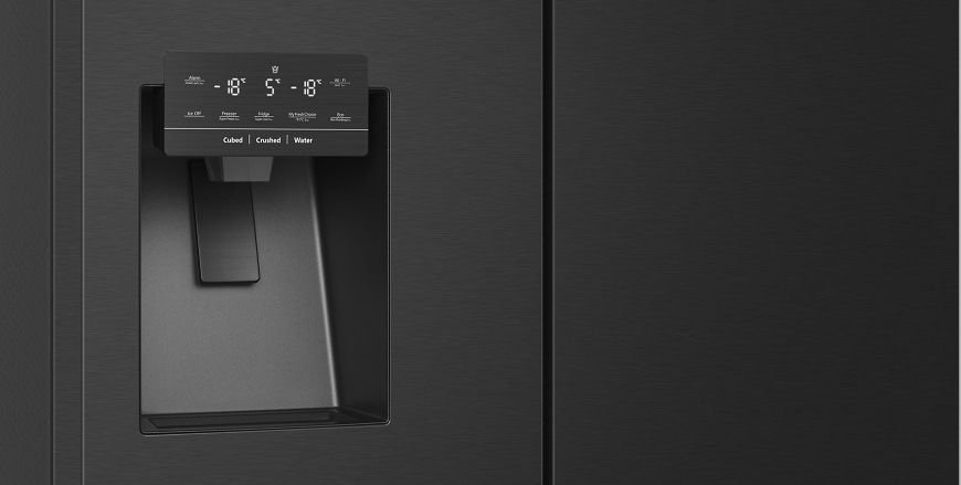 Americká chladnička Hisense RQ760N4SBFE, černá, dávkovač vody a ledu