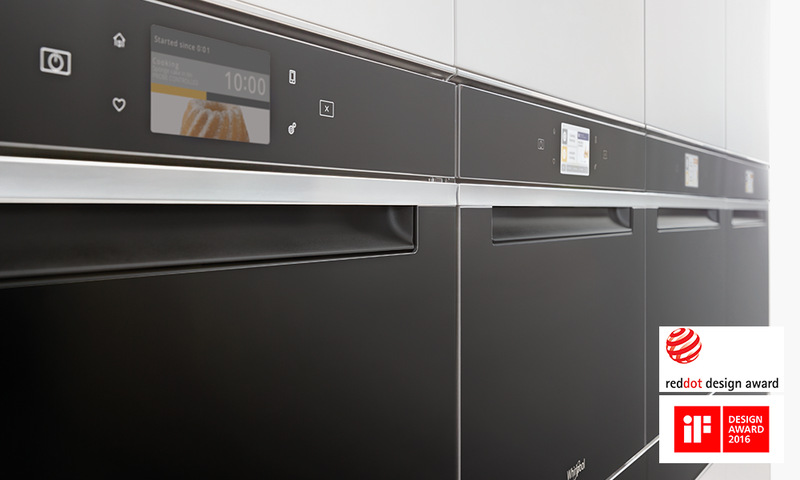 Trouba vestavná Whirlpool W11I OP1 4S2 H, černá