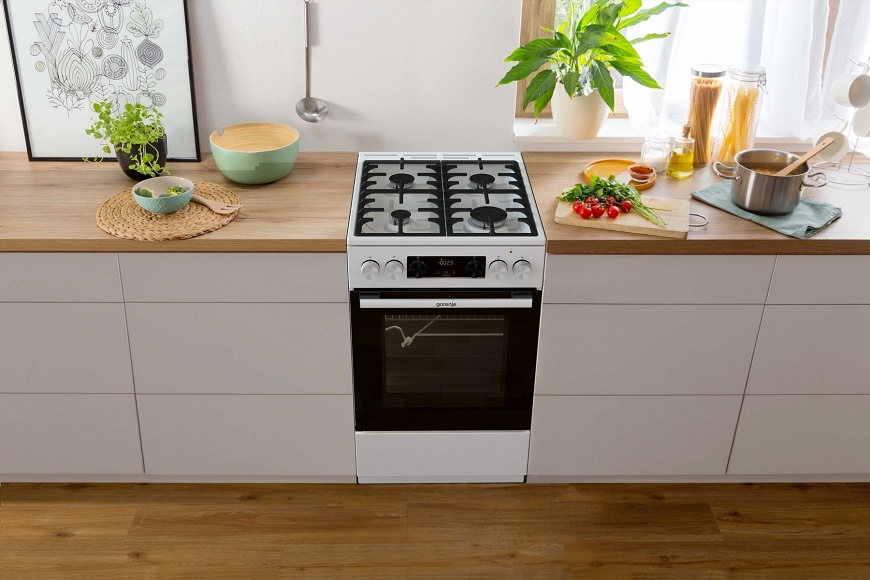 Sporák Gorenje GKS5C75WF, bílá