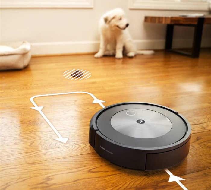 iRobot Roomba j7+, černá