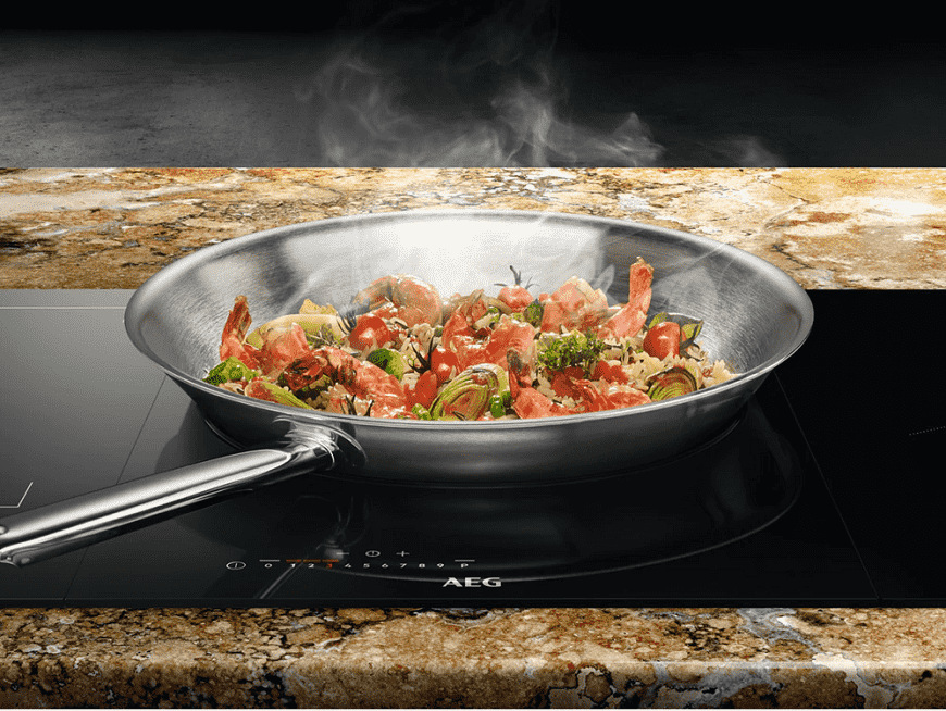 AEG Mastery IWE41600KB, černá