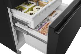 Americká lednice Hisense RF540N4SBF2 černá barva
