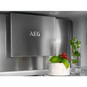 Chladnička s mrazničkou AEG TSC9V183CC bílá barva
