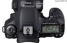 Digitální fotoaparát Canon 7D tělo 
