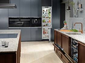Myčka nádobí Electrolux KECA7300L 
