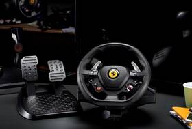 Volant Thrustmaster T80 Ferrari 488 GTB Edition pro PS5, PS4 a PC 
