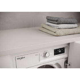 Vestavná pračka se sušičkou Whirlpool BI WDWG 861484 EU bílá barva
