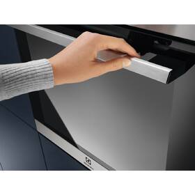 Trouba Electrolux EOH3H00BX nerez
