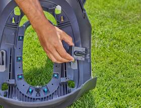 Robotická sekačka Gardena Smart SILENO Free 800 m² 
