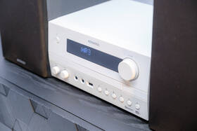 Mikrosystém KENWOOD M-822DAB černá barva
