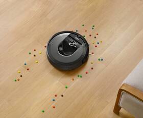 Robotický vysavač iRobot Roomba i7 
